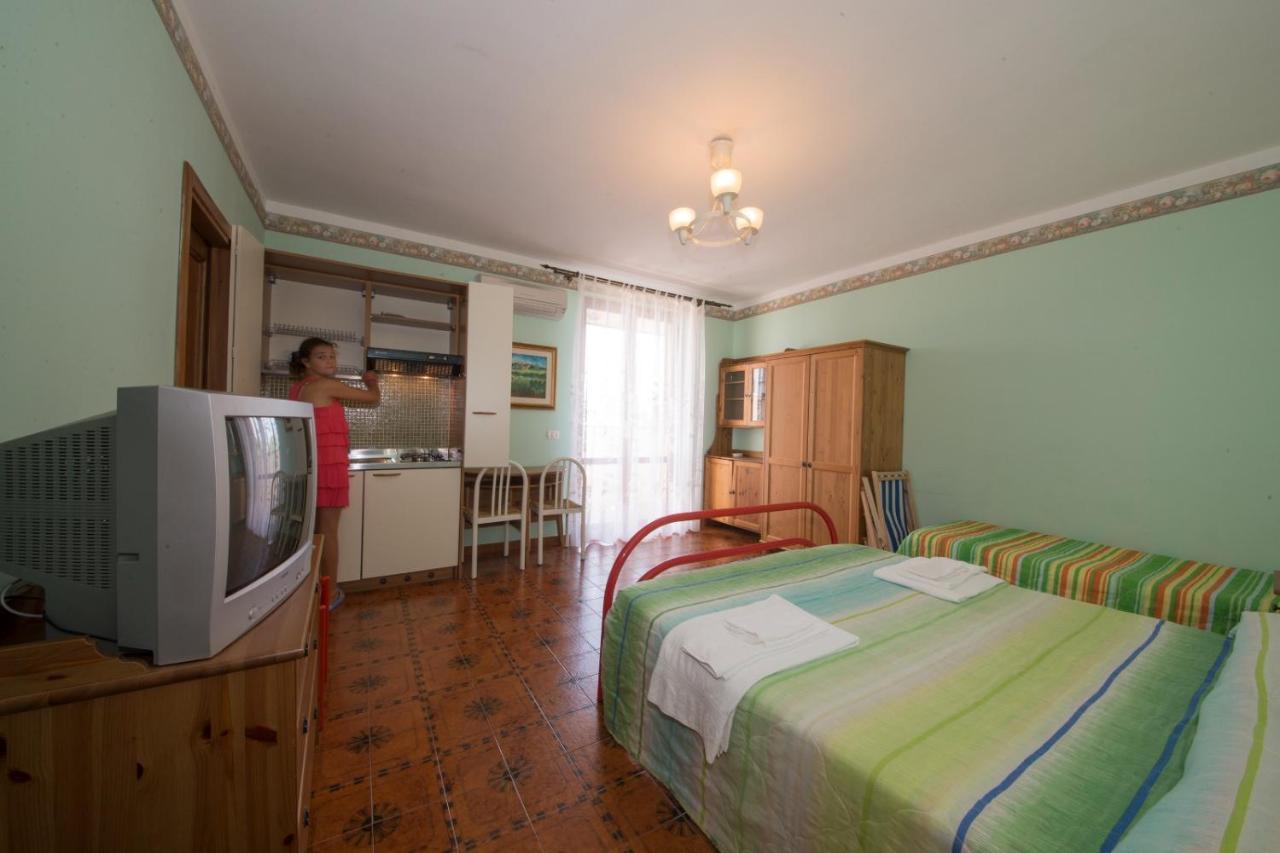 Вилла Agriturismo Nardini Роди-Гарганико Экстерьер фото